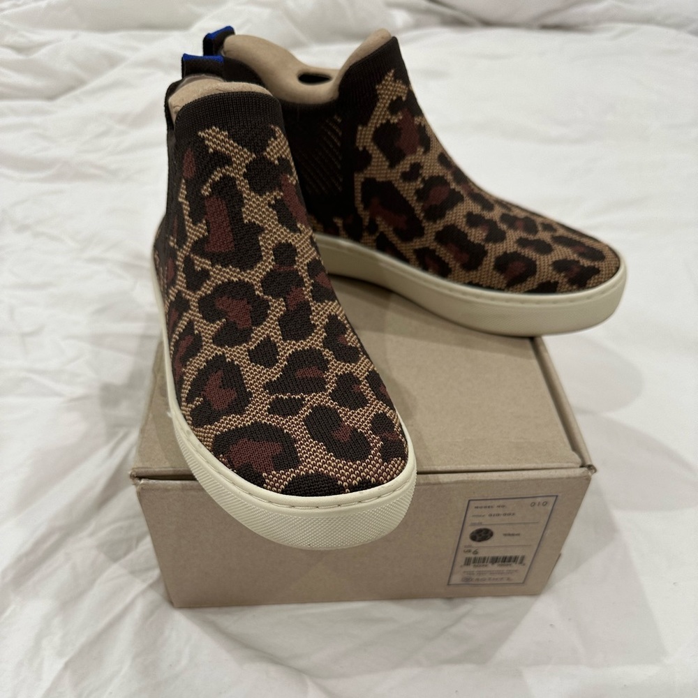 The Chelsea by Rothy’s in cheetah print